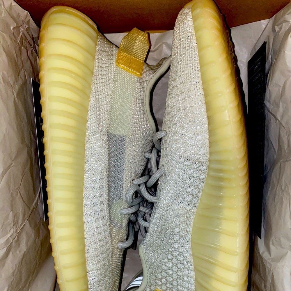 USED YEEZY BOOST 350 V2 MEN 10 1/2 Light Light Light ORIGINAL Authenticated